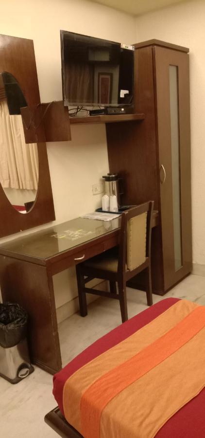 Hotel Aston コルカタ エクステリア 写真