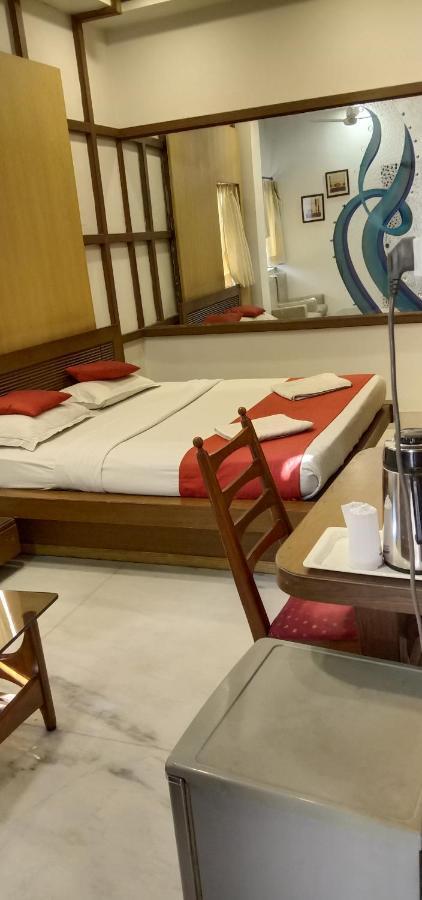 Hotel Aston コルカタ エクステリア 写真